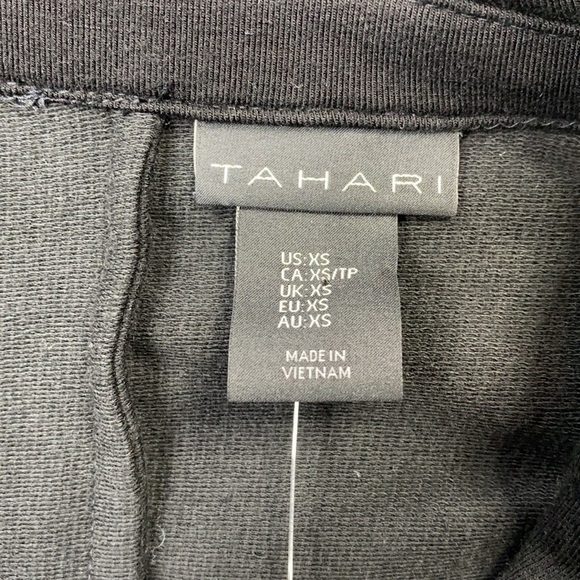 Tahari Black Button Front Blazer Jacket Size XS NWOT - Picture 3 of 4